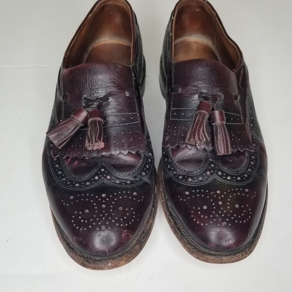 ALLEN EDMONDS Men\'s Kilted Wingtip Dress Loafer with Tassels in Burgandy size 8 main image 7